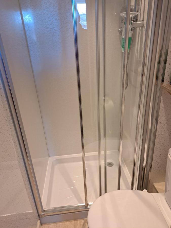 インヴァネス No 27 Bed & Breakfast エクステリア 写真